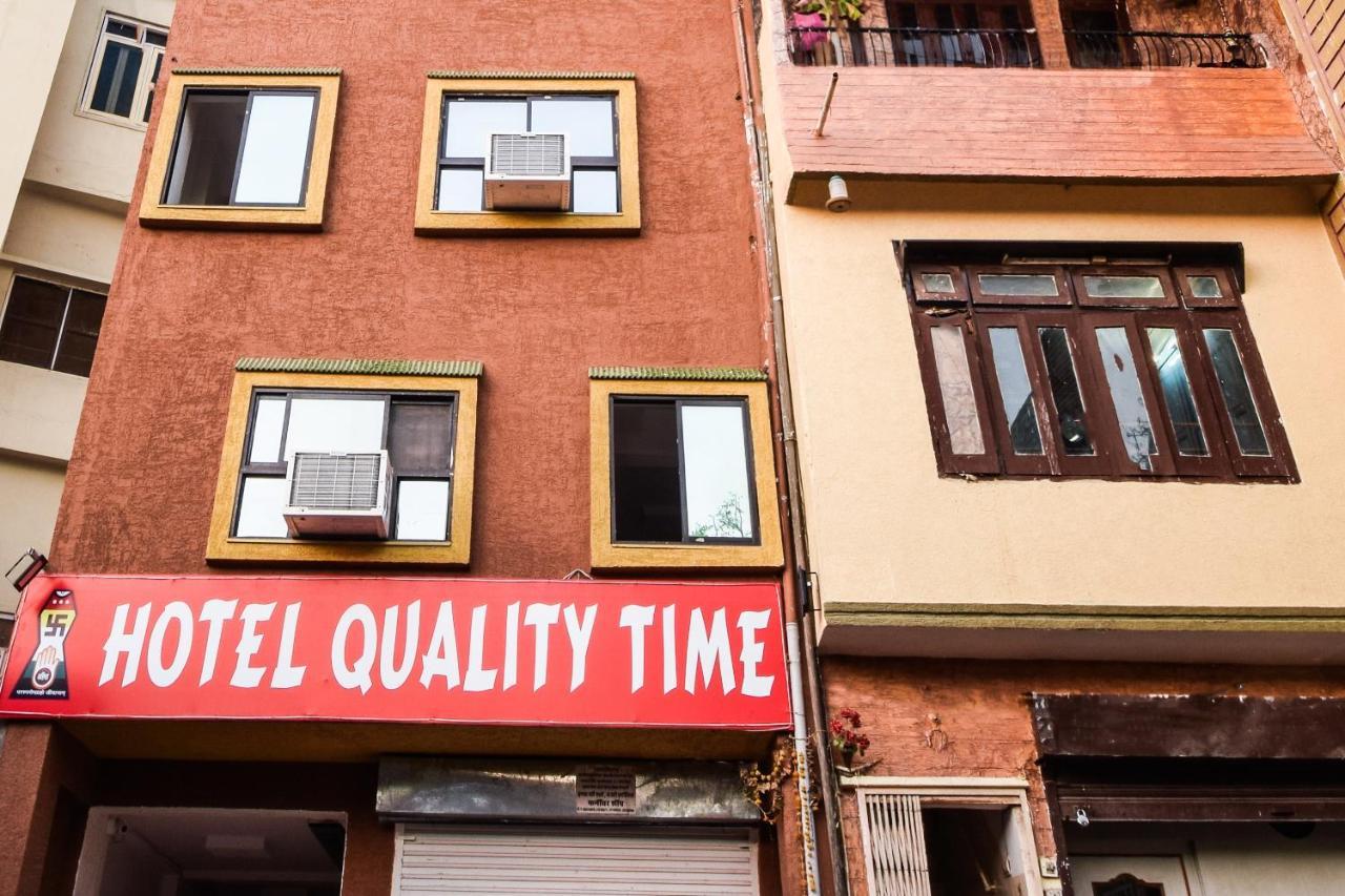 Oyo 23296 Hotel Quality Time Udaipur Bagian luar foto