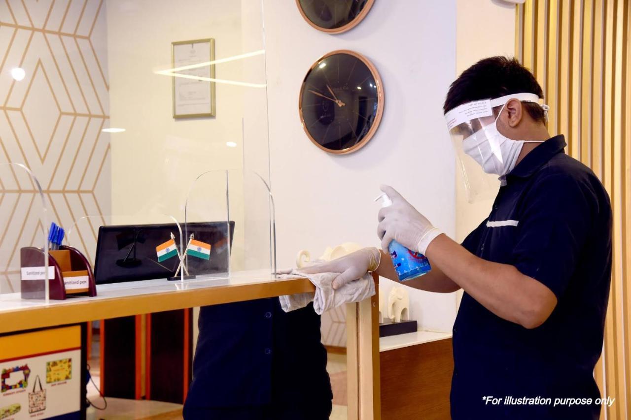 Oyo 23296 Hotel Quality Time Udaipur Bagian luar foto